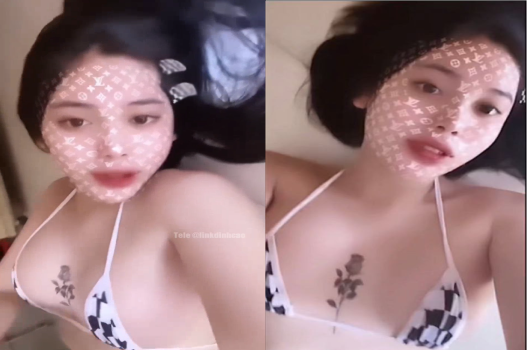 Siêu phẩm em xinh tư thế nào cũng giỏi